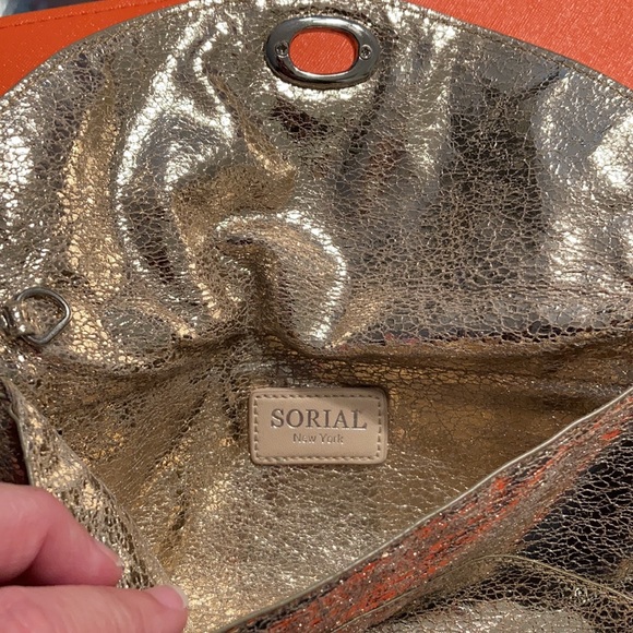 Sorial Envelope Clutch Gold Metallic - Picture 4 of 7